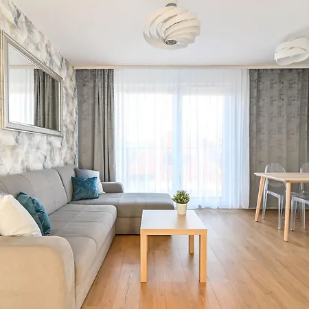 Ltc Ujejskiego Apartmán *