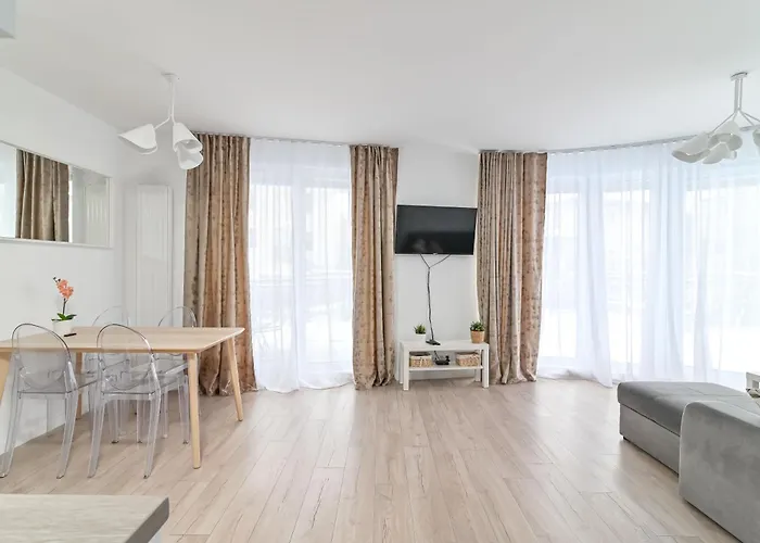 Ltc Ujejskiego Lägenhet